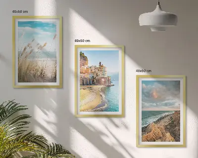 Billedvæg med landskaber strand og klipper i byen