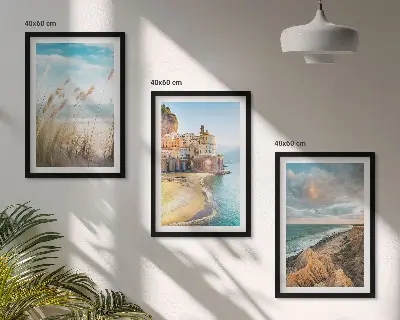 Billedvæg med landskaber strand og klipper i byen