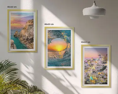 Billedsæt til soveværelset med motiv af hvide huse ved havbølger på Santorini