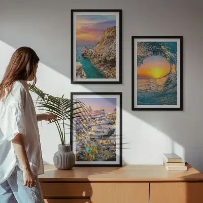 Billedsæt til soveværelset med motiv af hvide huse ved havbølger på Santorini