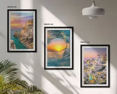 Billedsæt til soveværelset med motiv af hvide huse ved havbølger på Santorini