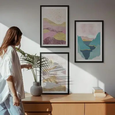 Billedvæg med abstrakte bjerge og sol inspiration til din billedvæg