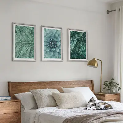 Nærbillede af planteblade triptykon med ramme