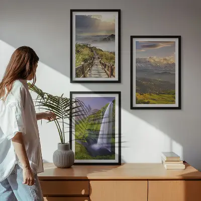 Billedvæg med bjerglandskaber plakat med vandfald