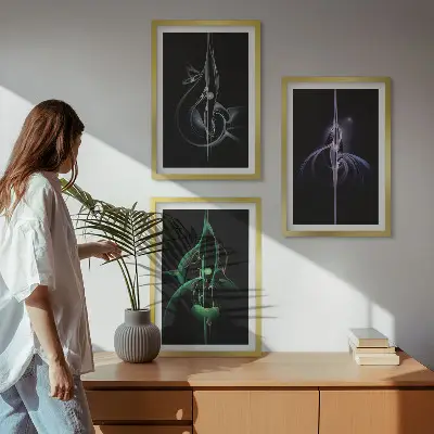 Triptykon med abstrakte sorte farvemønstre triptykon med ramme
