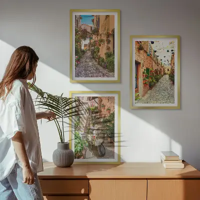 Billedvæg med inspiration gader, blomster og italiensk atmosfære