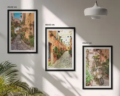 Billedvæg med inspiration gader, blomster og italiensk atmosfære