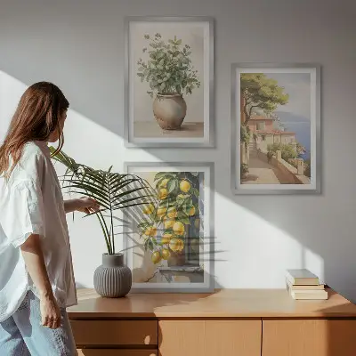 Triptykon-billeder med ramme motiv med blomster i en vase og citroner