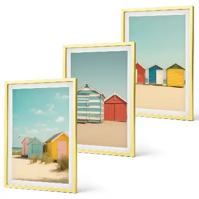 Triptykon med farverige huse, strand og sol billeder med ramme