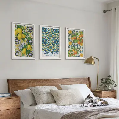 Billedvæg med motiver af citroner, appelsiner og blomster fra Italien