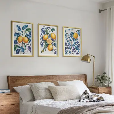Billedvæg med citrongrene motiver med blå blade