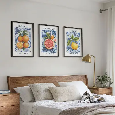 Triptykon med vintage illustrationer af citrusfrugter inklusive ramme