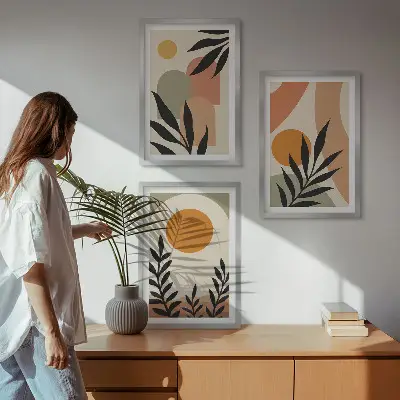 Billedvæg med abstrakte planteformer inspiration til din indretning