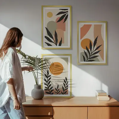 Billedvæg med abstrakte planteformer inspiration til din indretning