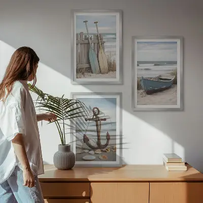 Triptyk-billeder med ramme motiv af strand, båd og anker