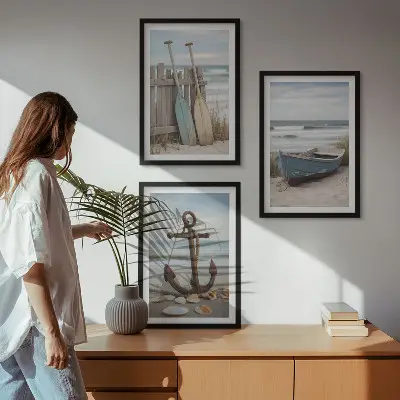 Triptyk-billeder med ramme motiv af strand, båd og anker