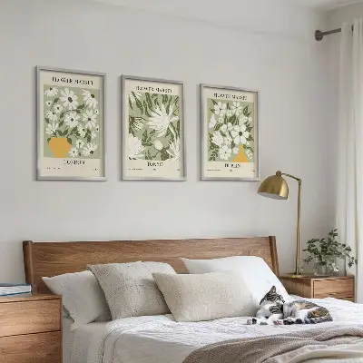 Triptyk-billeder med ramme med blomstermønstre fra London, Tokyo og Dublin