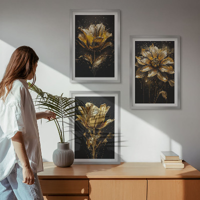 Billedvæg inspiration Gule blomster på en mørk baggrund
