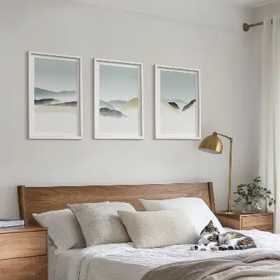 Billedsæt til soveværelset med minimalistiske pastelbjerge