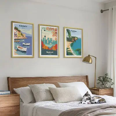 Billedsæt til soveværelset med motiver af bybilleder fra Grækenland, Canada og Australien