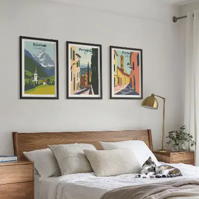 Billedsæt til soveværelset med motiver af bjerglandskaber og Italien