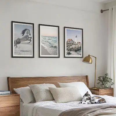 Triptykon med heste ved stranden og fyrtårn billeder med ramme