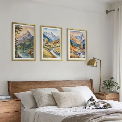 Bjerglandskab med en flod triptykon med ramme