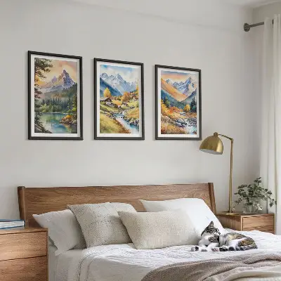 Bjerglandskab med en flod triptykon med ramme
