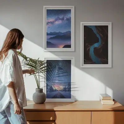 Billedvæg med inspiration nattehimmel med bjerge i et vinterlandskab