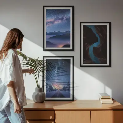 Billedvæg med inspiration nattehimmel med bjerge i et vinterlandskab