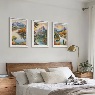 Bjerglandskaber med en flod triptykon billeder med ramme