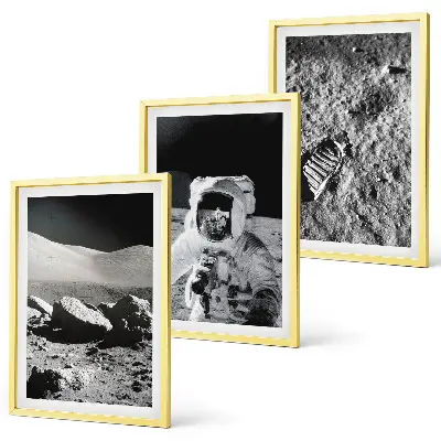 Triptykon med NASA-fotos af måneastronauter inklusive ramme