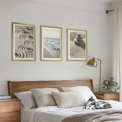 Billedvæg inspiration med bølger, sand, vand og sten på stranden
