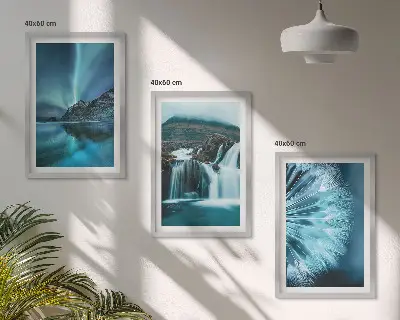 Triptyk af vinterlandskaber med vandfald med ramme