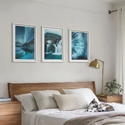 Triptyk af vinterlandskaber med vandfald med ramme
