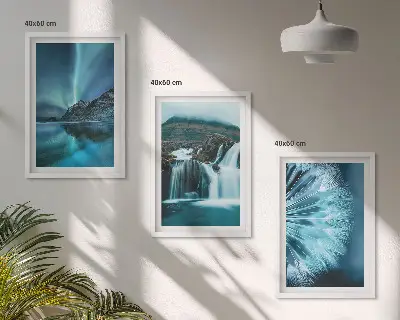 Triptyk af vinterlandskaber med vandfald med ramme