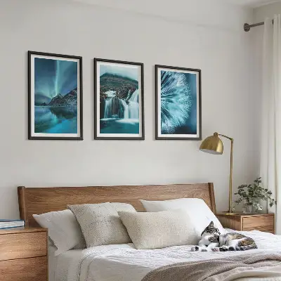 Triptyk af vinterlandskaber med vandfald med ramme