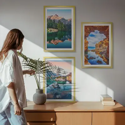 Billedsæt til soveværelset med motiv af bjergsøer og klipperefleksioner