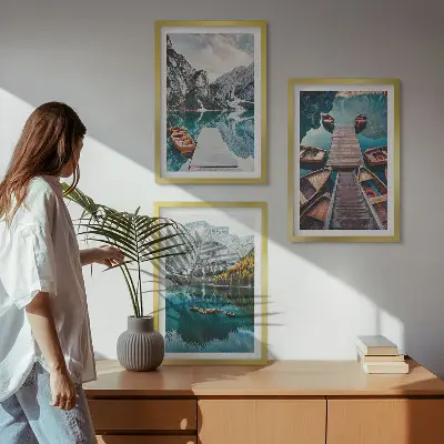 Billedsæt til soveværelset med motiv af sø, broer og bjerge
