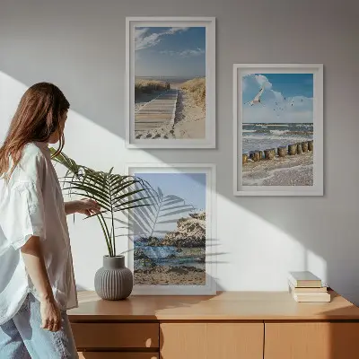 Billedsæt til soveværelset med motiv af strandens træsti og klipper