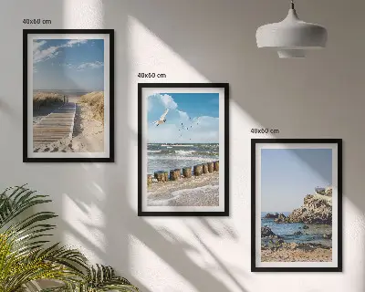 Billedsæt til soveværelset med motiv af strandens træsti og klipper