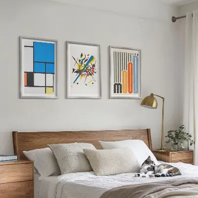 Billedvæg med moderne abstrakte geometrier inspiration til din vægudsmykning