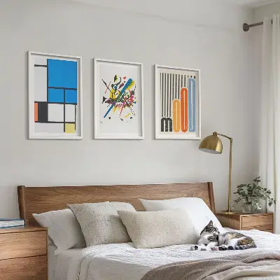 Billedvæg med moderne abstrakte geometrier inspiration til din vægudsmykning