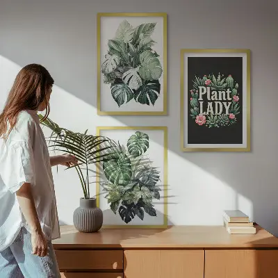 Billedsæt til soveværelset med motiv af tropiske planter og teksten Plant Lady