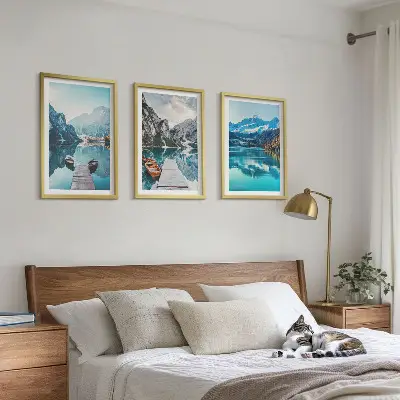 Billedsæt til soveværelset med motiv af bjergsøer og refleksioner