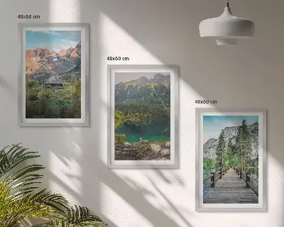 Billedsæt til soveværelset med motiv af bjerglandskab og søbro