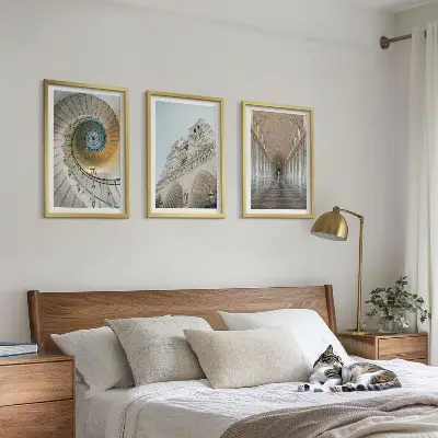 Billedvæg med motiv af vindeltrappen på katedralfacaden
