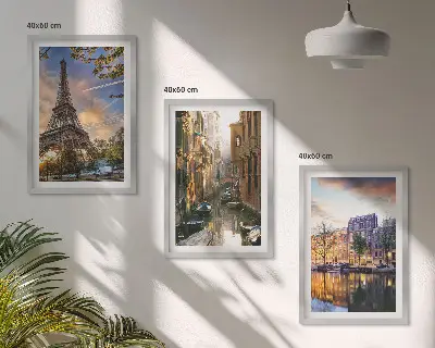 Triptykon med Eiffeltårnet, Venedig og Amsterdam kanaler billeder med ramme