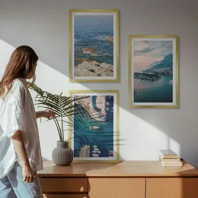 Billedvæg med havudsigt motiver af klipper og havne