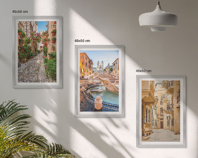 Triptykon billeder med ramme De charmerende gader ved springvandet